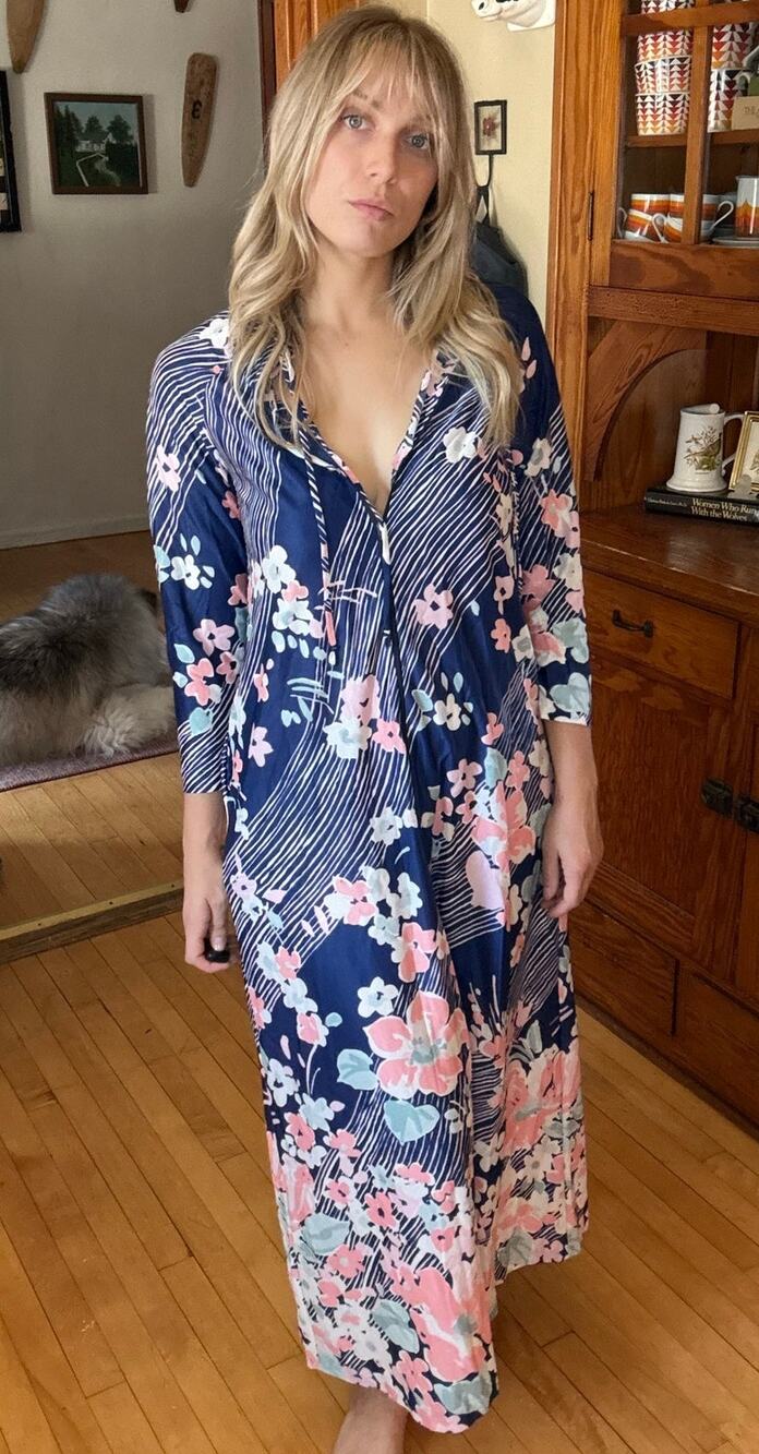 Vintage 60s 70s House Coat Robe Blue Floral Large Retro Boho Cher Dolly Parton